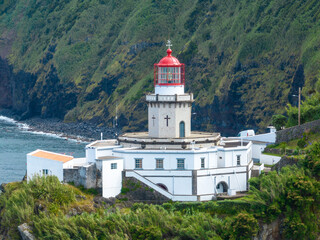 Fototapeta na wymiar Farol do Arnel - Azores, Portugal