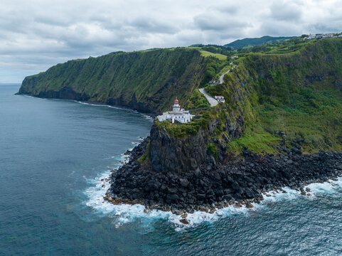 Farol do Arnel - Azores, Portugal