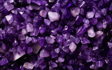 Fototapeta premium amethyst crystals pile background