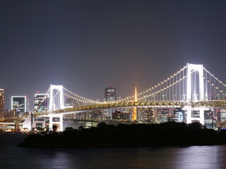 Fototapeta na wymiar レインボーブリッジと東京タワー