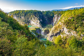 The large waterfall in the Plitvice Lakes National Park (Nacionalni park Plitvička jezera), Croatia