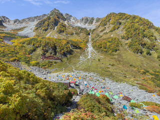 涸沢カールの秋、紅葉シーズンの絶景（2023年10月）