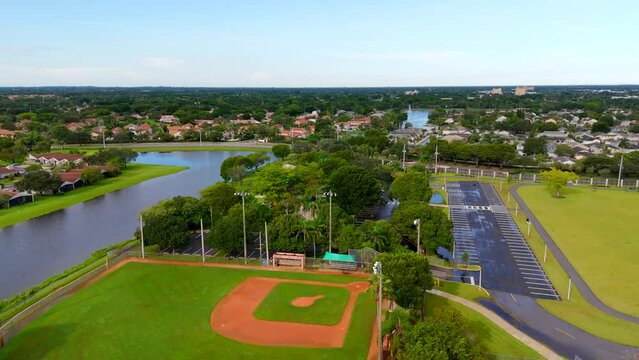 Aerial video Oscar Wind Park and playground Sunrise Florida