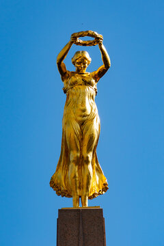 G&euml;lle Fra, Monument of Remembrance, a war memorial in Luxembourg City
