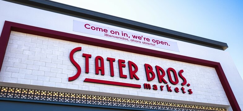 Chino, Ca. USA, (Oct 06, 2023): Fresh Beginnings: Stater Brothers Grocery Store Unveils Vibrant New Store Sign in Chino, CA. (USA). 