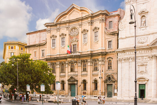 Oratory of the Philippians in Rome, the work of Borromini