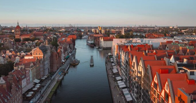 Hyperlapse of the beautiful Main Town of Gdansk with amazing architecture, Poland