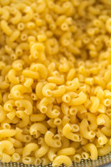 Macaroni and cheese with broccoli