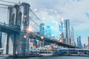 Photo sur Aluminium Brooklyn Bridge Brooklyn bridge with New York City Manhattan, financial downtown skyline panorama at day time over East River. Decentralized economy. Blockchain, cryptography and cryptocurrency concept, hologram