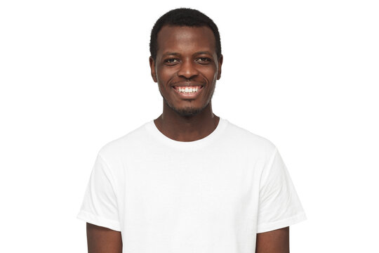Portrait of smiling handsome african american man in blank white t-shirt