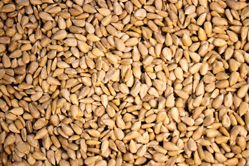 Peeled sunflower seeds