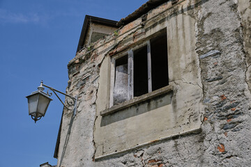 Fototapeta na wymiar Walking in the old town of Orta San Giulio