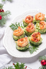Shrimps, cucumber and avocado guacamole, party food, finger food