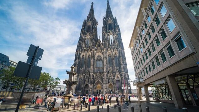 Cologne cathedral (dom) church time lapse hyperlapse video, cologne germany old town view.