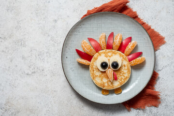 Cute Thanksgiving turkey pancake
