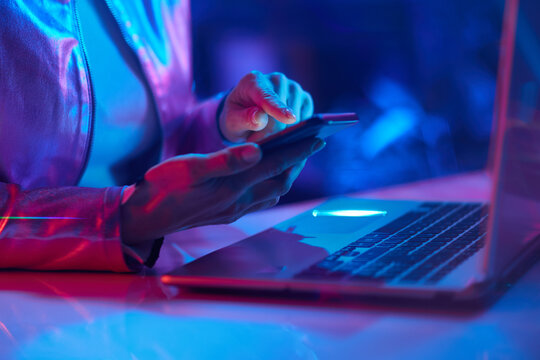 Closeup on woman using smartphone app - Powered by Adobe