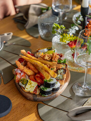 served table with celebrate decoration