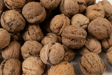 Walnuts are good for your brain and skin