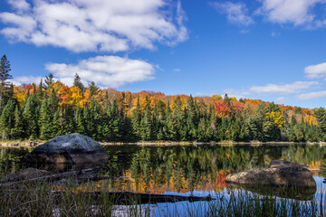 Fall colors in Algonquin Provincial Park 