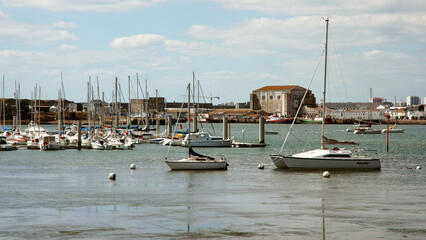 Obraz premium bateaux; bord de mer; region Bretagne; Locmiquélic; Lorient; 56, Morbihan, France