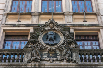 Santos, Brazil. Bust on old ornate facade on XV de Novembro street. In this place was the house where José Bonifácio de Andrada e Silva, the Patriarch of Brazilian Independence, lived.