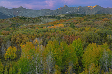 Autumn landscape at sunrise, Dallas Divide, San Juan Mountains, Colorado, USA