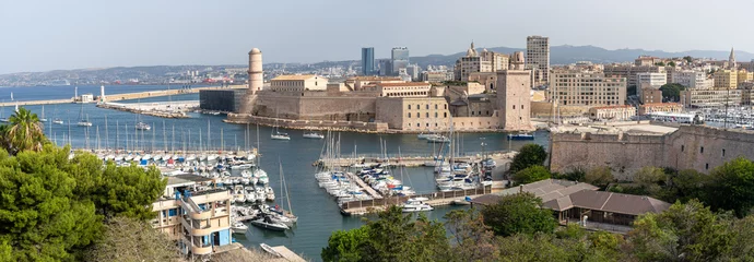 Fotobehang Vue sur Marseille depuis le fort Saint-Nicolas ou d'Entrecasteaux © Suzanne Plumette