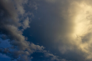 Naklejka na ściany i meble apocalyse sky and clouds at sunset