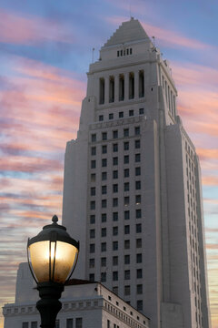 Los Angeles City Hall in dusk light with vintage pole light 