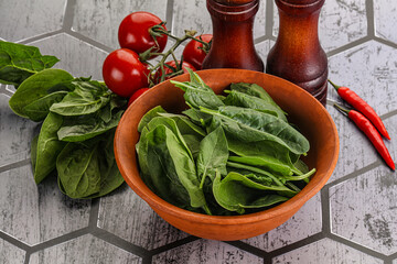 Natural organic raw green spinach