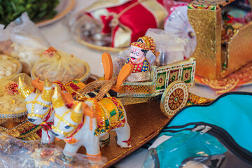 Naklejka premium Toy placed on a table in an Indian wedding 