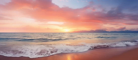Crédence de cuisine en verre imprimé Bora Bora, Polynésie française Tropical sea and sky with clouds during beach sunrise or sunset With copyspace for text