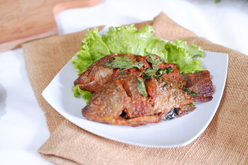 Fried mackerel fish with chili sauce
