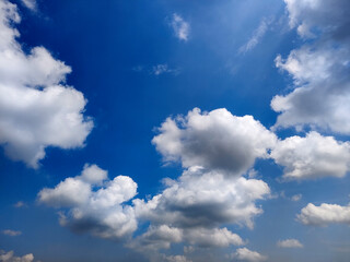 Naklejka na ściany i meble Blue sky with cloud form in the afternoon