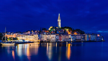 Obraz premium Rovinj, Croatia. Beautiful romantic old town of Rovinj at night, Istria Peninsula, Croatia, Europe.