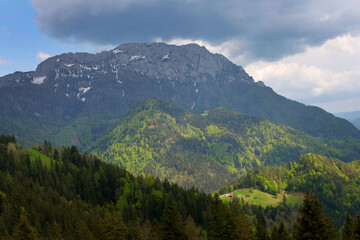 Fototapeta na wymiar Spectacular scenery of Logarska Dolina (Logar valley), Slovenia, Europe