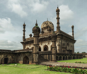 Tomb of Ibrahim Rose - an impressive monument of Bijapur, Bijapur, India