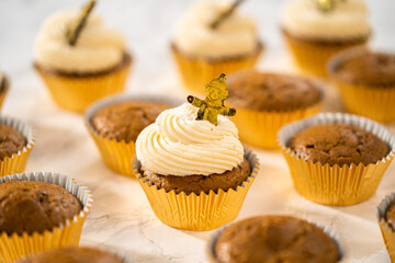 Gingerbread cupcakes