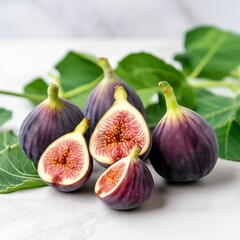 Ripe figs with leaves