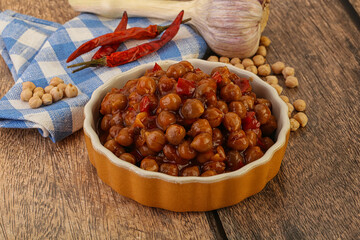 Baked chickpea with tomato sauce