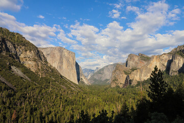 Fototapeta na wymiar Yosemite National Park View