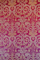 Baroque wallpaper woth floral decoration