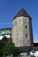 Fototapeta na wymiar Stadtbefestigung der Stadt Zwettl, Österreich, Schulturm, 05.10.2023