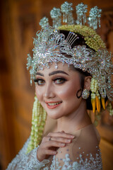 Amazing smiling bride. Traditional Javanese Bridal Portrait. Indonesian bride. Wedding day bride in wedding dress. Beautiful bride. Beautiful model. Javanese wedding dress. Akad Nikah Dress.