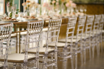 beautiful elegant decor of flowers and elegant serving on the wedding table. Modern wedding decoration