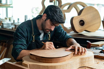 Guitar Luthier Ensures Back and Body Match in Mold