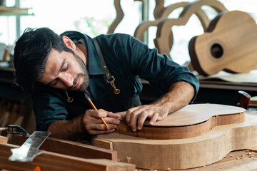 Guitar Luthier Ensures Back and Body Match in Mold