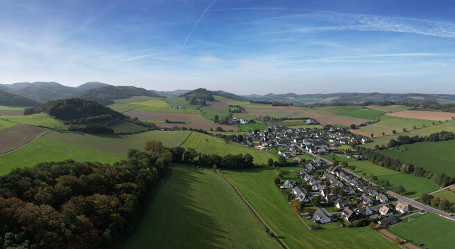 Wallen, Dorf im Sauerland, Meschede