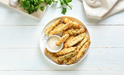 Baked crispy zucchini fries