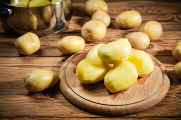 Fresh peeled potatoes.